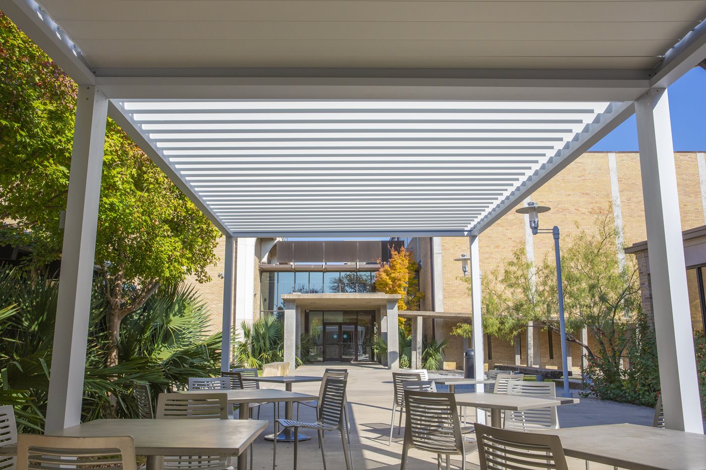 Freestanding-Albas-at-Cistercian-Prep-School-in-Irving,-TX-by-Victory-Awning-(3).jpg